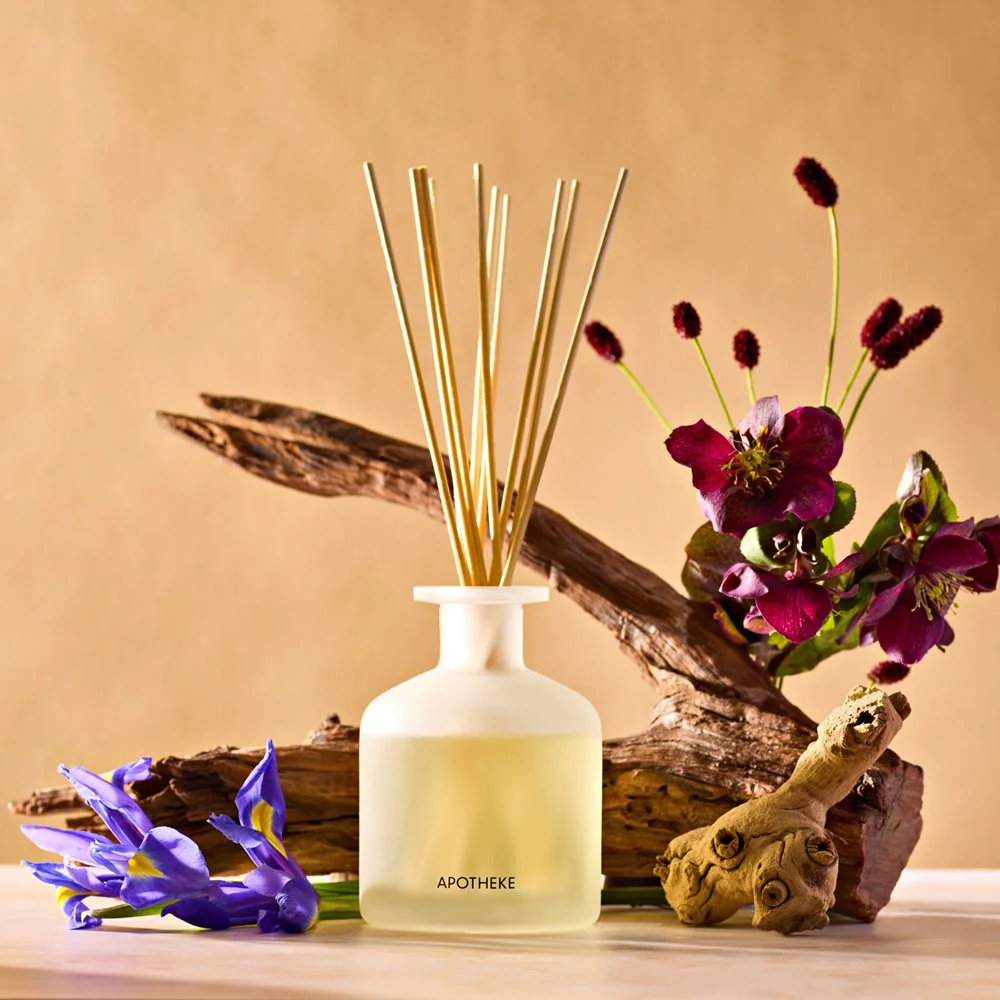 Black Iris Oak Reed Diffuser